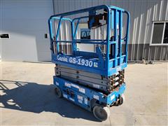 Genie GS-1930 Self-Propelled Electric Scissor Lift 