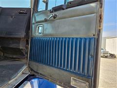 items/9b2d8bc3f627ee11a81c000d3ad3f876/1993kenwortht600trucktractor_67cefecd70924c8ebc99919b3858c4f3.jpg