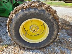 items/9b34d76fab5aef11a4e60022488ec0a9/1994johndeere9500combine-10_683d0dfbe7b5483898d08b5ce051f566.jpg