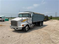 1995 White GMC WCA64T T/A Grain Truck 