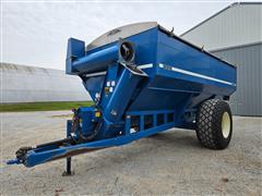 1993 Kinze AW 840 Grain Cart 