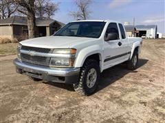 2004 Chevrolet Colorado LS 4x4 Extended Cab Pickup 