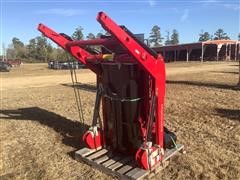 Mahindra 5545 4L Loader W/73” Bucket 