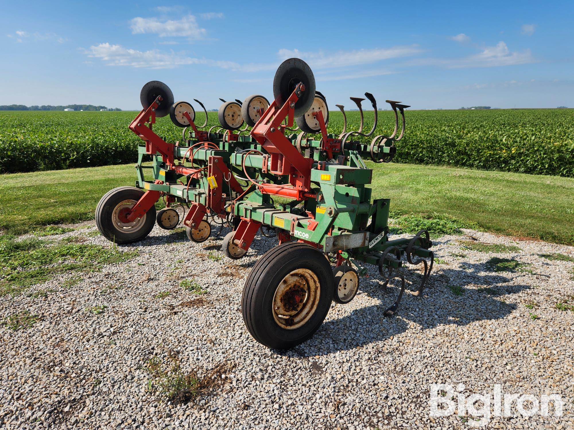 Glencoe 8R30" 3-pt Cultivator 