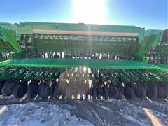 items/9bceda72cca7ed119ac400155d423b69/greatplains3s-3000hdgraindrill_f1dfd18372ff4ac4881ce58671add587.jpg