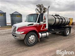 2003 International 4300 S/A Tender Truck 