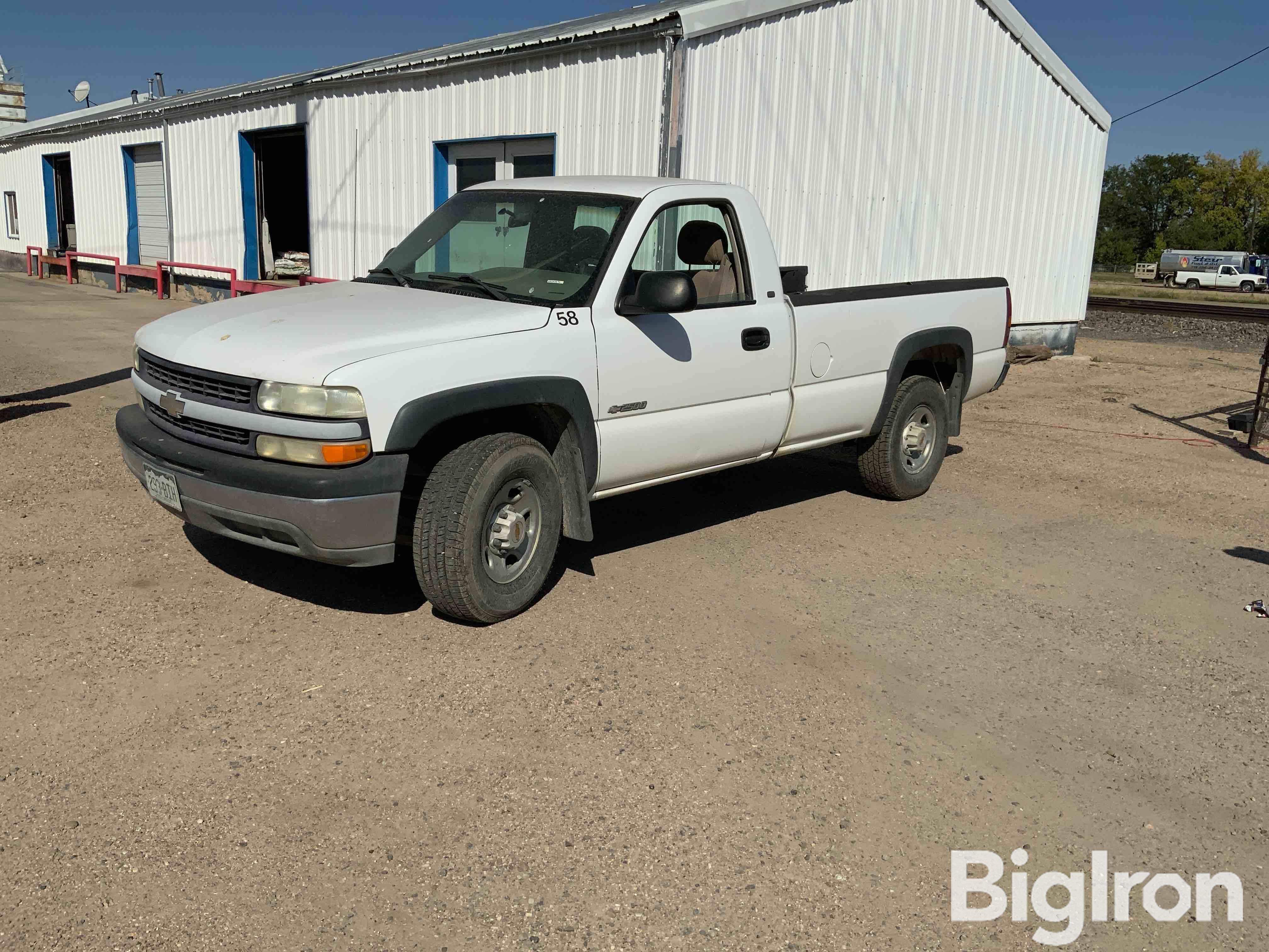 2001 Chevrolet Silverado 2500 2WD Pickup 