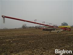 items/9c35953cebbaef1195f6000d3a620d5e/farmking1292augerwswingouthopper-2_bc02f201428145169d274b64f216c50b.jpg