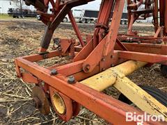 items/9c3ba6504dabef1195f6000d3a620d5e/krausefieldcultivator-10_9f736c296c5f472fb1c8648a4e76c97b.jpg