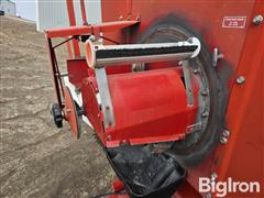 items/9c68d70829e6ef11a4dd6045bd4c6ac5/case-ih-955-cyclo-air-planter_2e79b64f6f614d968e8328afb89575fb.jpg