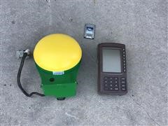 John Deere Brown Box W/Autotrac Keycard & Starfire ITC Globe 