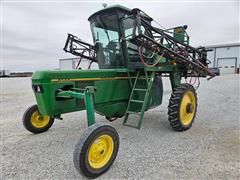 John Deere 6500 Hi-Cycle Self-Propelled Sprayer 