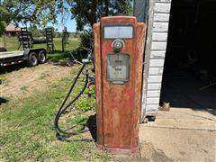 Wayne Model 70 Vintage Gas Pump 