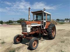 Farmall 560 2WD Tractor 