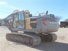 items/9d180b475b52ec11a3ee0003fff903d6/volvoec220elbackhoe_7c4b8925f1ef47d7a1a294c2934393b1.jpg