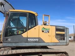 items/9d180b475b52ec11a3ee0003fff903d6/volvoec220elbackhoe_963524c72f9f489c8463be24728a8c27.jpg