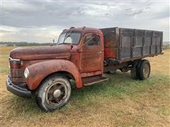 1949 International KBS-5 S/A Grain Truck W/Hoist 