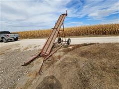 Small Square Bale Elevator 