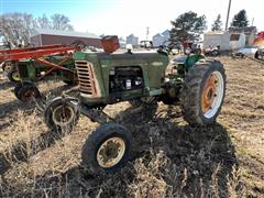 Oliver 880 2WD Tractor 