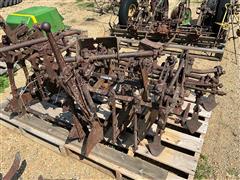 John Deere 2 Row Mounted Cultivator 