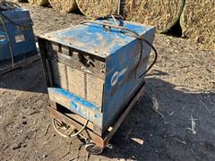 Miller Deltaweld 451 Welder 