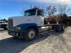 1989 Freightliner FLD120 T/A Cab & Chassis Truck 