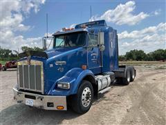 2003 Kenworth T800 T/A Truck Tractor 