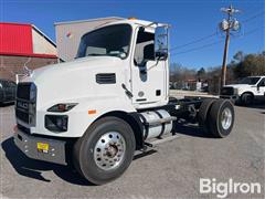 2025 Mack MD6 S/A Cab & Chassis 