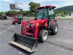 Mahindra 2638 MFWD Compact Utility Tractor W/Loader 