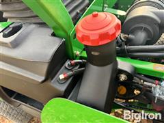 items/9e772e77809def1195f6000d3a620d5e/johndeere14454wdlawnmower-2_ca895a9e5cea419a8862b2859cbef226.jpg