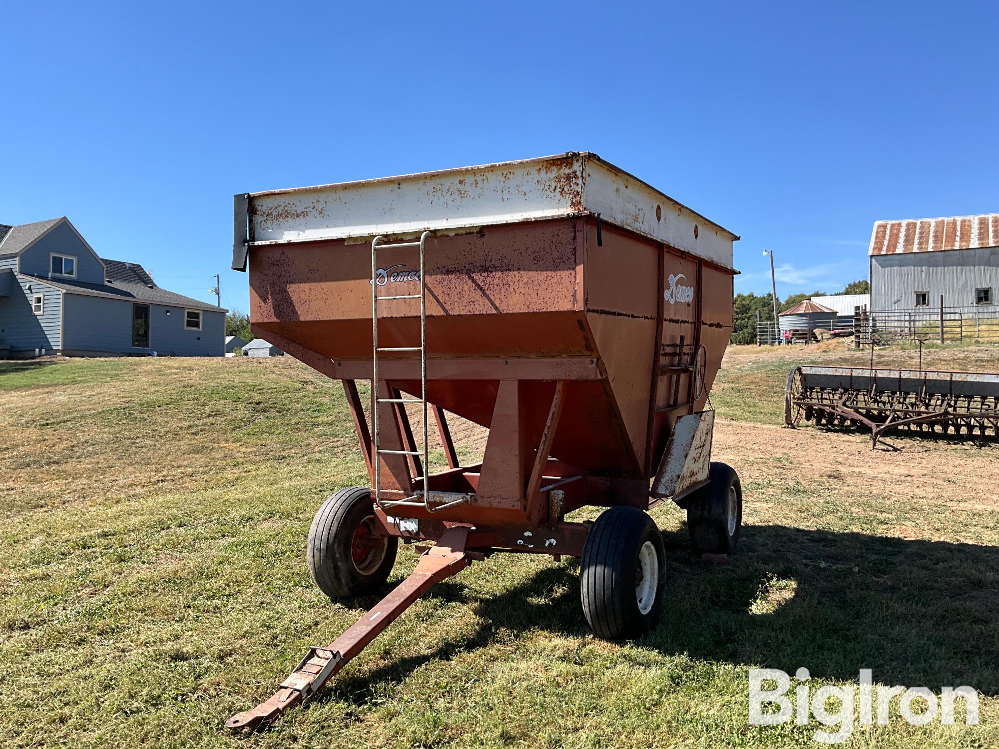 Demco RG12 Gravity Wagon 