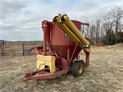 New Holland 355 Grinder Mixer 