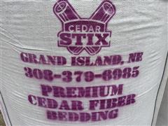 items/9f05eb830063ee11a81c6045bd4a636e/cedarfiberbedding-41_3419316eed34450d9b0738ff50cda7af.jpg