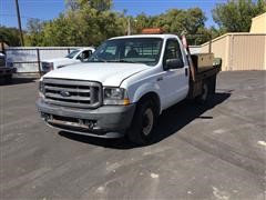 2004 Ford F250 2WD Flatbed Pickup 