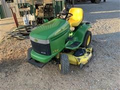 John Deere LX280 Lawn Tractor 