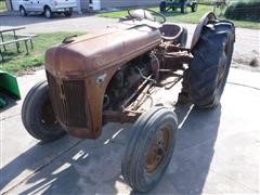 1948 Ford 8N 2WD Tractor 