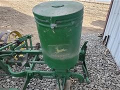 items/9f6c150b388eec11b8210003fff90f6a/johndeere2rowplanter-8_9f090faeb6414cd2b296d6d605b67f88.jpg