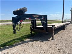 2013 H&H T/A Gooseneck Flatbed Trailer 