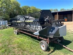 2004 Gleaner 8000-25 Flex Header 