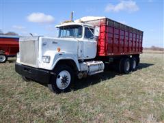 1983 Mack RWS786LST SuperLiner T/A Grain Truck 