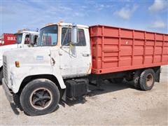 1973 Ford LN750 S/A Grain Truck 