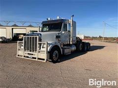 2016 Freightliner Coronado 122SD Tri/A Truck Tractor 