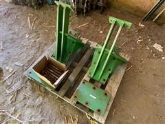 John Deere 30/40/50 Series Saddle Tank Brackets 