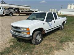 1997 Chevrolet 1500 4x4 Extended Cab Pickup 