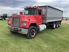 1985 Mack R600K Tri/A Grain Truck 