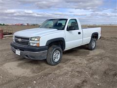 2005 Chevrolet Silverado 2500 4x4 Pickup 