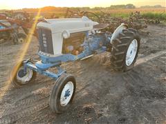 1962 Ford 4000 2WD Tractor 