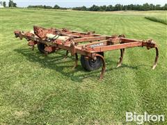 Krause 2508 14’ Chisel Plow 
