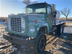1973 Ford LT800 T/A Flatbed Truck 