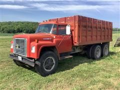 1973 International Loadstar 1800 T/A Grain Truck 